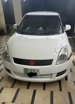 Suzuki Swift 2012 dlx 0