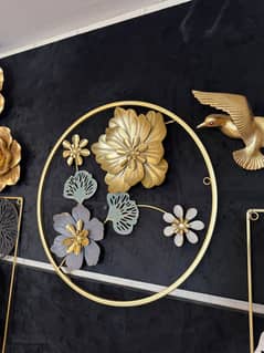 Golden color Metal flower showpiece which showcase flowers show piece