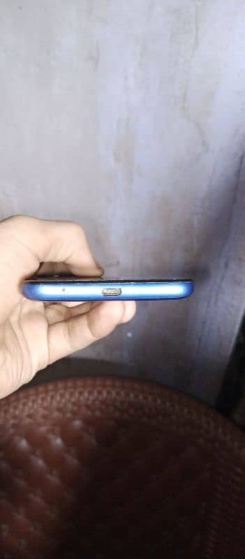 Motorola G8 power lite non pta but sim working 3