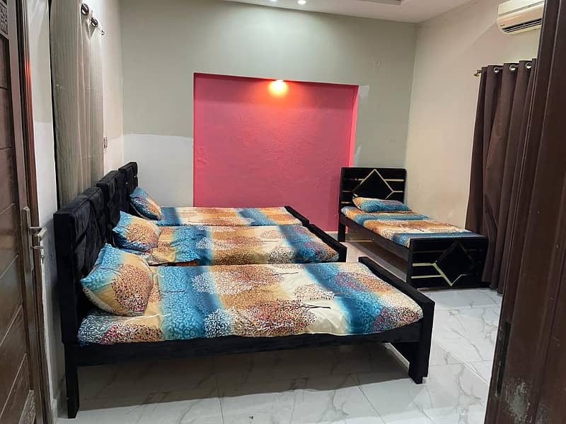 LUXURY BOYS HOSTEL Johar Town Near KIPs and UCP shaukat khanam hospital 29