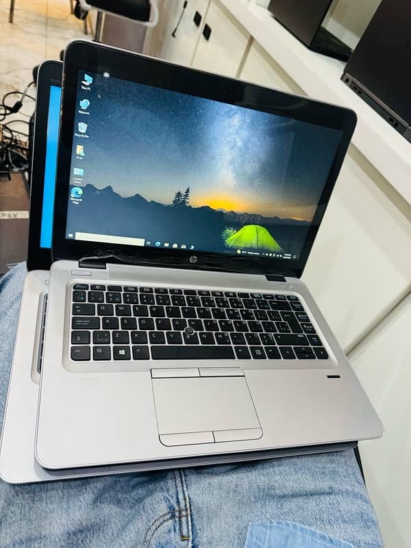 Hp Elitebook | 840 g4  | core i7 7th generation 8/256 ssd 5