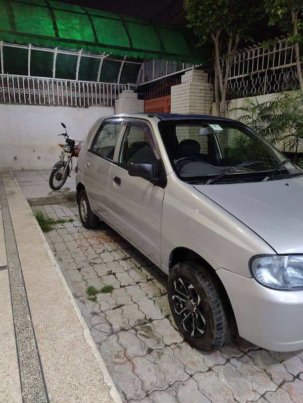 Suzuki Alto 2001 2