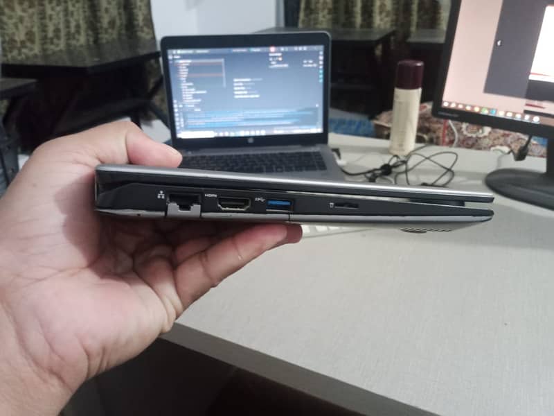 Hair Y11C | 256 SSD , 1TB HD | 8 GB RAM in 9/10 Condition 7