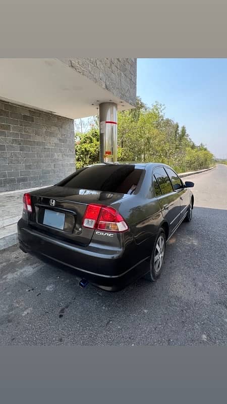 Honda Civic EXi 2004 1