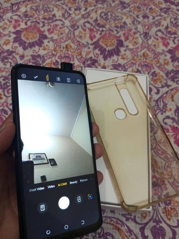 Tecno Camon 15 pro 6/128 1