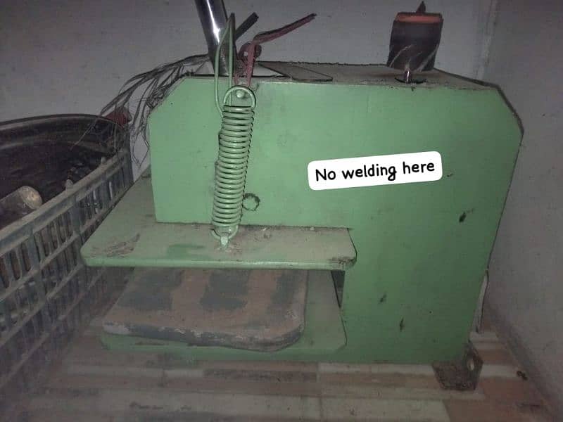 Slippers making machine, Hawai chappal or Nawar patta chappal 6