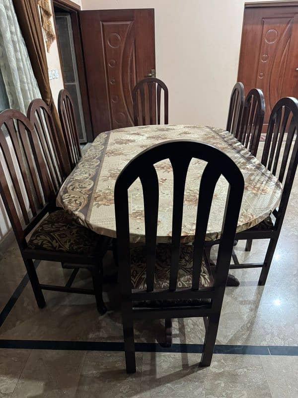 dining table Good condition 4