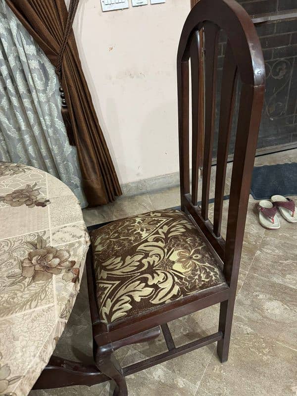 dining table Good condition 5