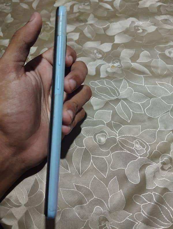 Redmi Note 9 3