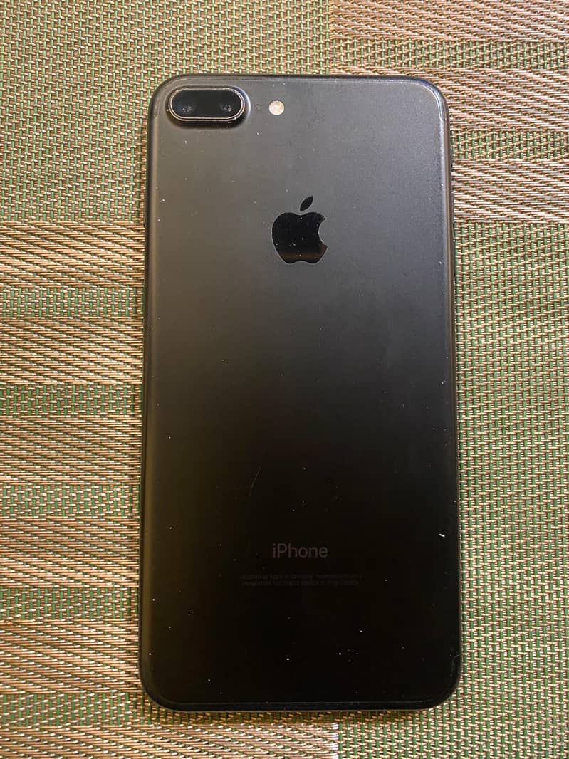 Iphone 7 plus 8/10 condition 0