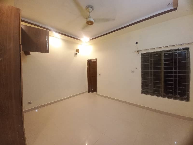 6 Marla Upper Portion Available In Sunny Park Society Near Pcsir Phase 2 6