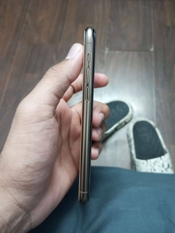 iPhone 11 pro fu 4