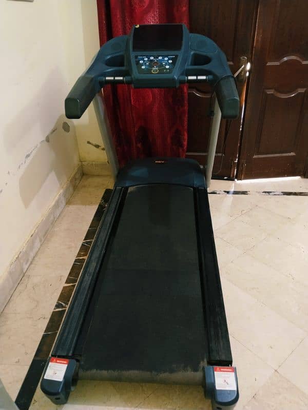 Treadmills Revo Strong model 0