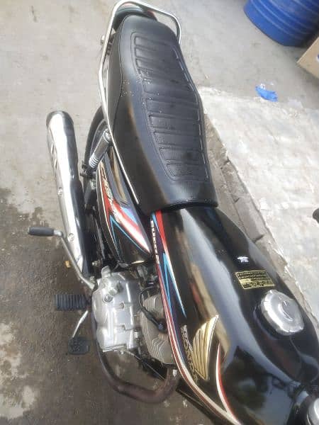 Selling bike Honda 125 1