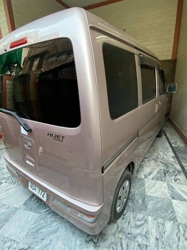 Daihatsu Hijet 2019 4