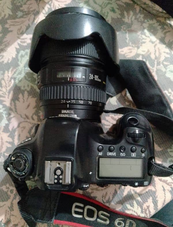 Canon DSLR camera 6D 3