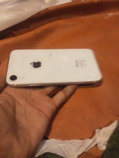 iPhone XR ha 64gb non pta 6