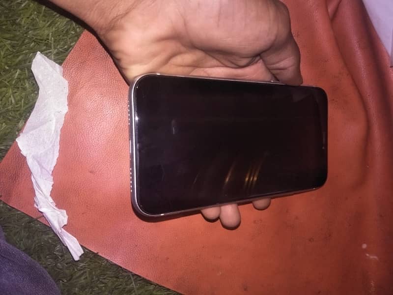 iPhone XR ha 64gb non pta 7