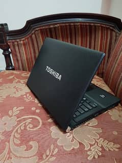 Toshiba core i7 3rd gen with Graphics