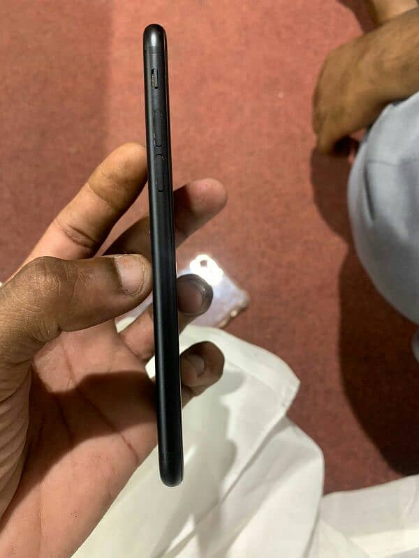 iphone7 10/10 Condition Pta Proved 87 Batery health 1