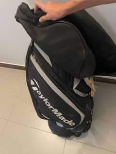 TAYLOR MADE GOLF KIT ( PRE LOVED) 0