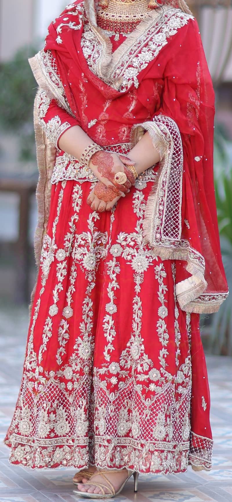 Bridal Dress / Fresh Red / Pure Chiffon / Nakshi Dabka work 12