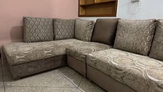 High-Quality (10 Seater) L-Shaped Sofa – Like New!