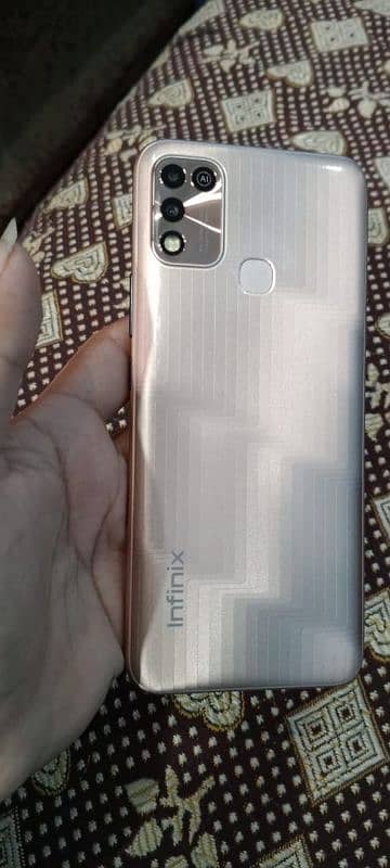 infinix Hot 11 play 4/64 03074345251 2