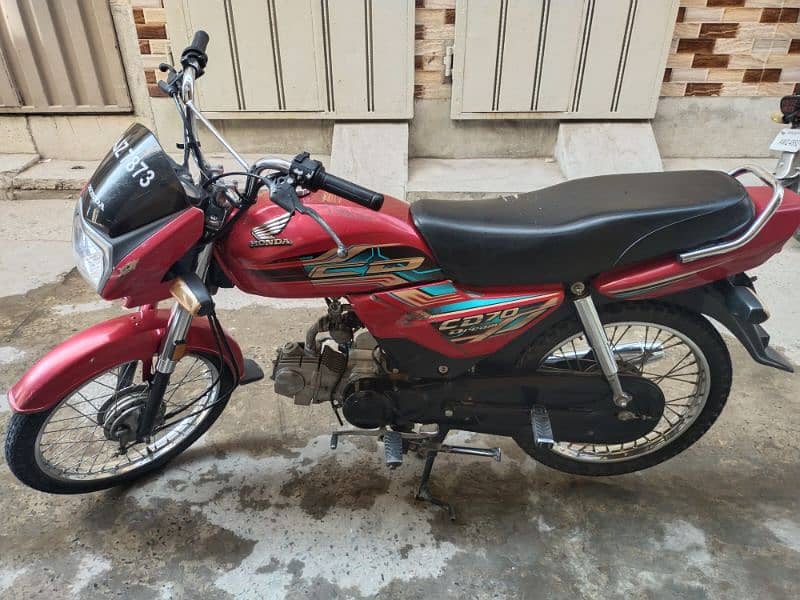 Honda CD70 dream 3