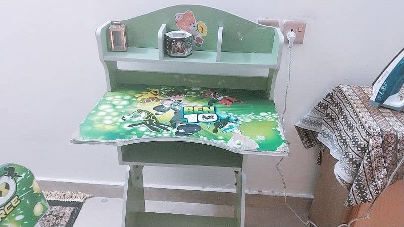 Benten kids study table 1