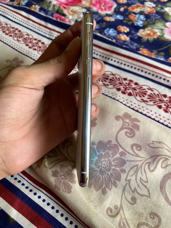 iPhone 11 Pro 256gb pta approve 2