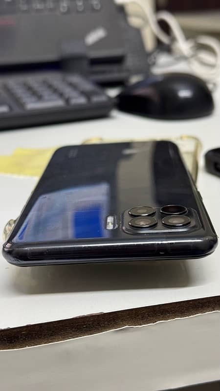 OPPO F17 PRO 3