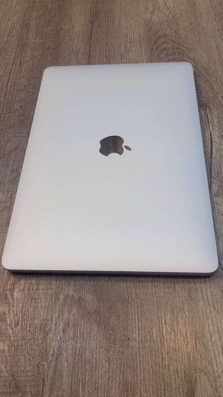 MacBook M2 pro 3