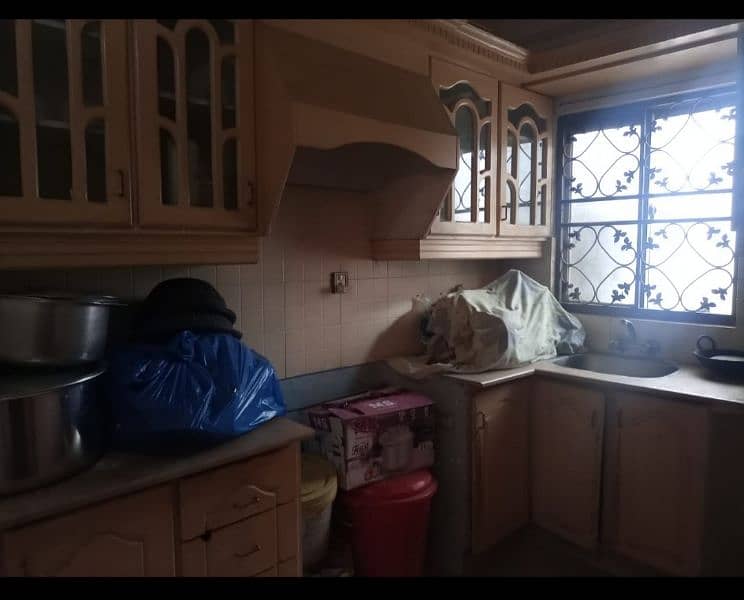 5 marla house for rent joher Town lahore 9