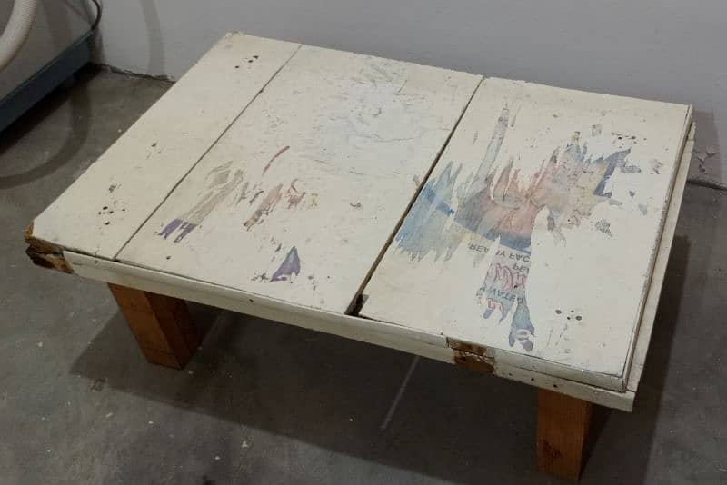 Used condition small study table 9