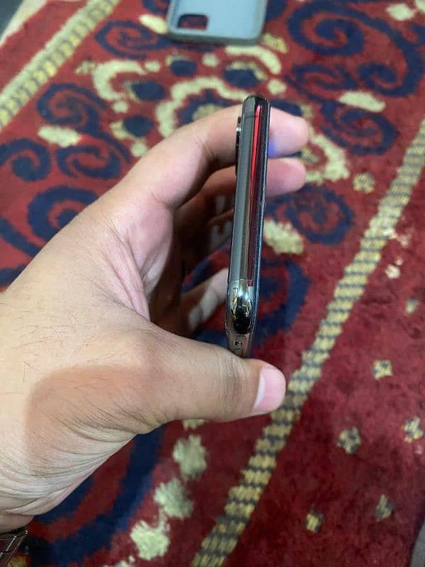 iPhone XS Max 256GB 5