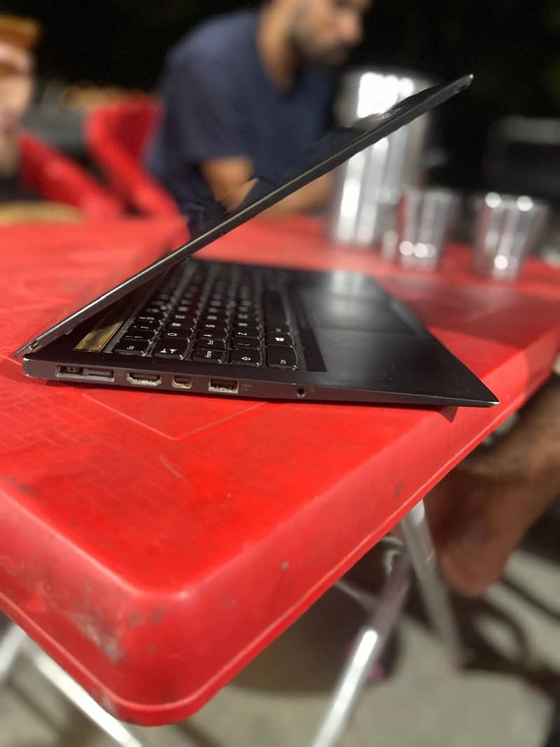 Lenovo X1 Carbon 2