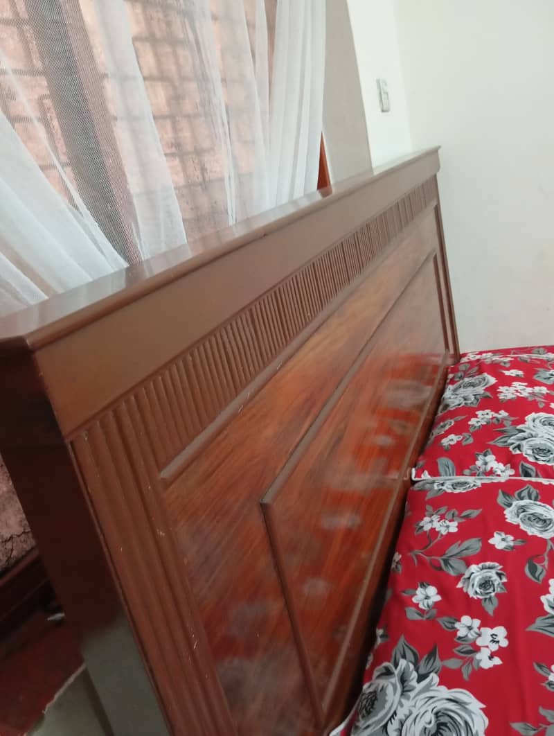 King Size Double Bed for Sale 3