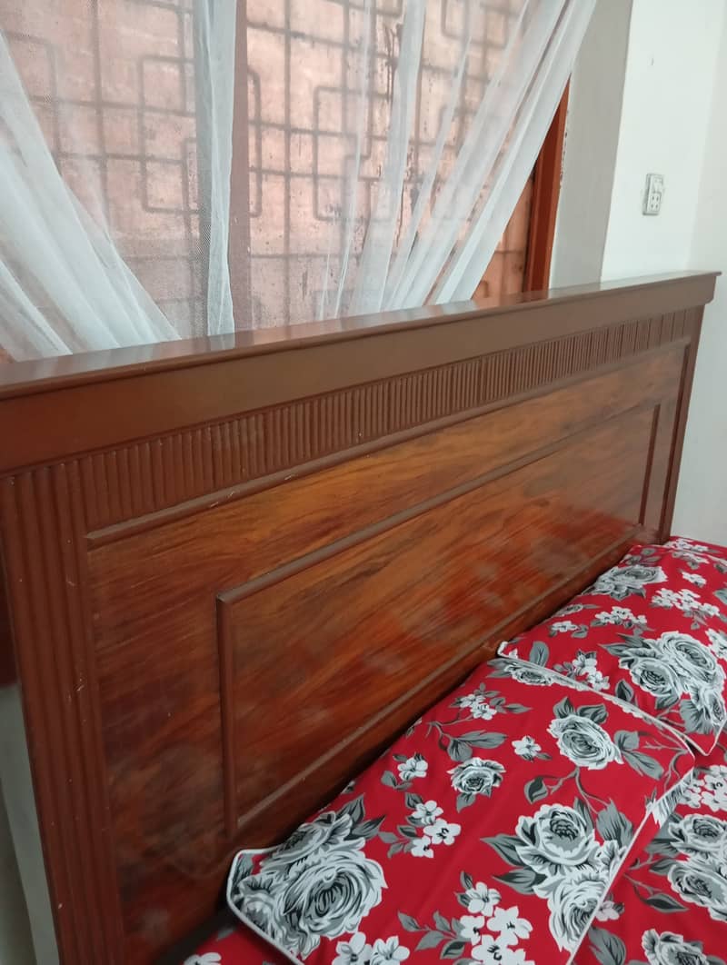 King Size Double Bed for Sale 4