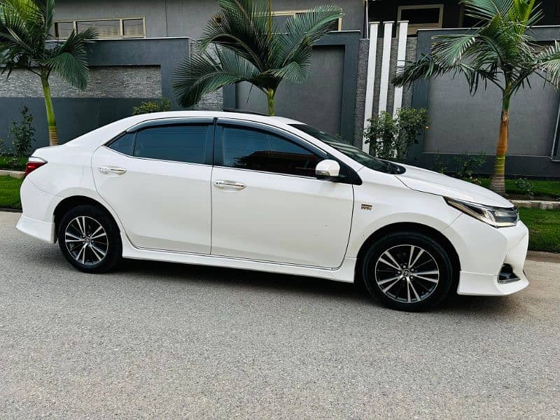 Toyota Altis Grande 2021 Black interior 3