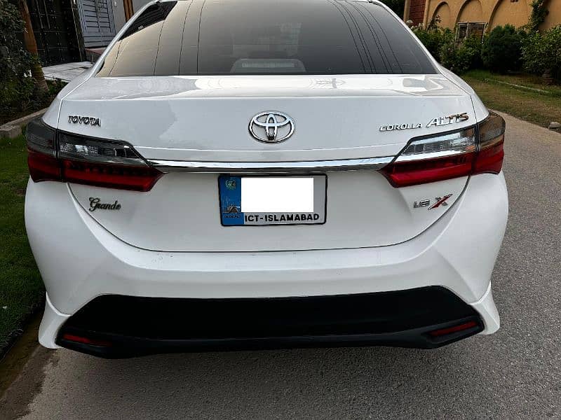 Toyota Altis Grande 2021 Black interior 4