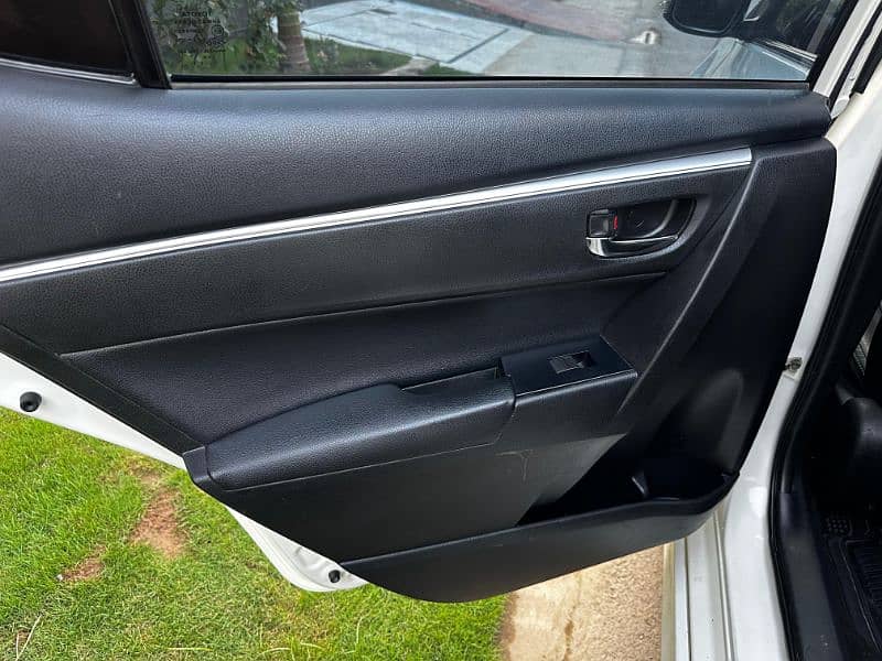 Toyota Altis Grande 2021 Black interior 8