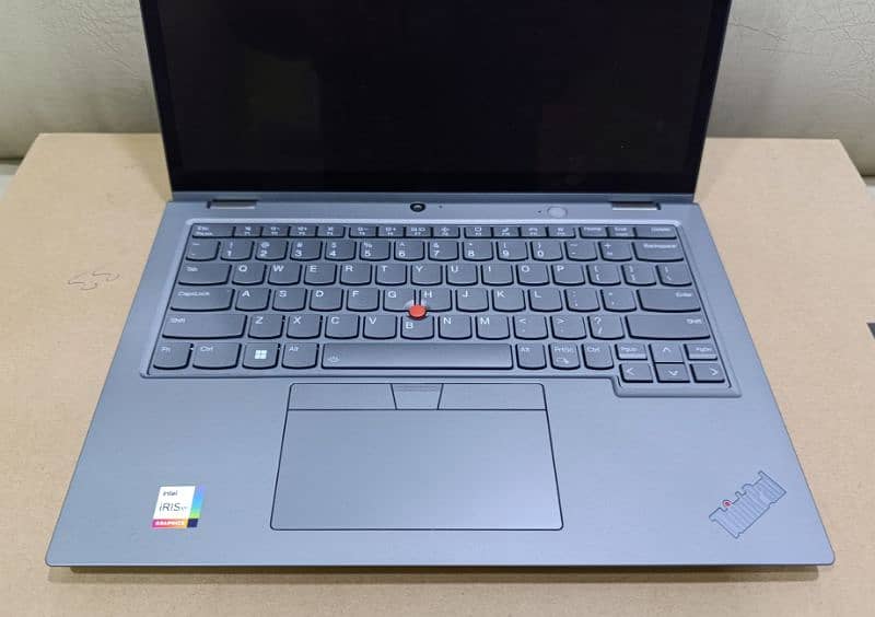 Lenovo Thinkpad Yoga L13 G4 1