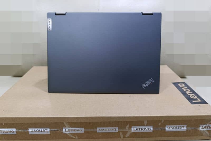 Lenovo Thinkpad Yoga L13 G4 6