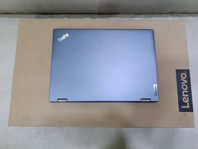 Lenovo Thinkpad Yoga L13 G4 8