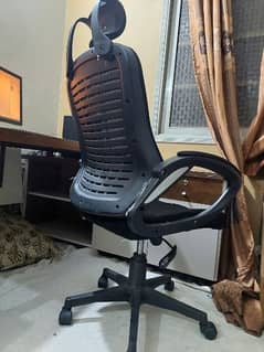 Exective chair/Computer Chairs/Revolving Office Chairs/Staff Chairs