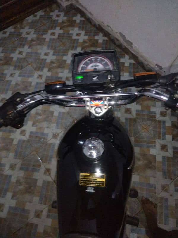 I am sell my Honda cd70 2023 3