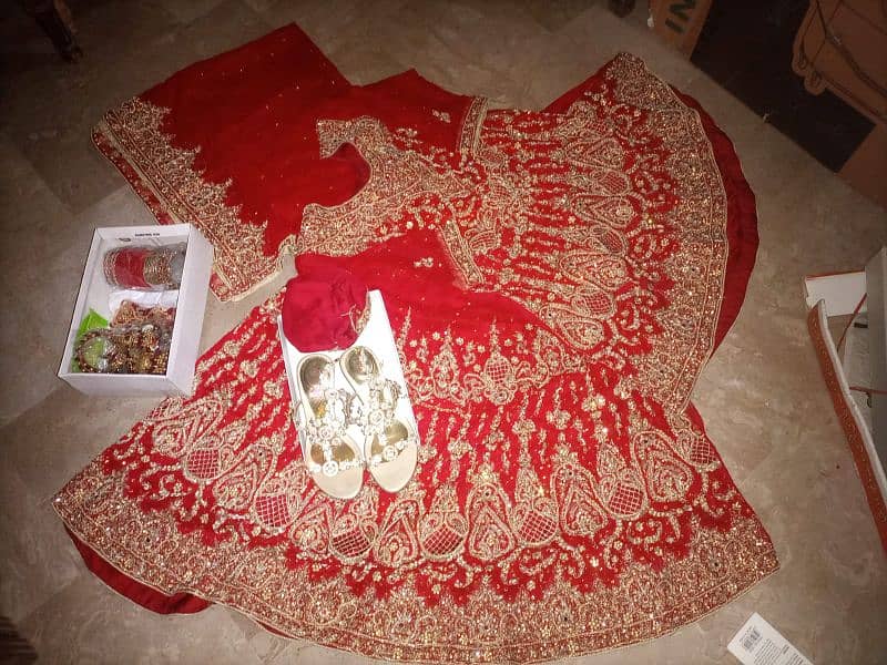 bridal lehanga 0