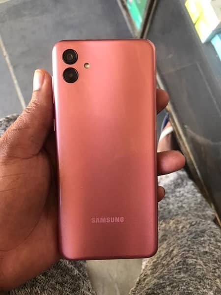 Samsung A04 4-64 GB Copper Color 9/10 Condition 0