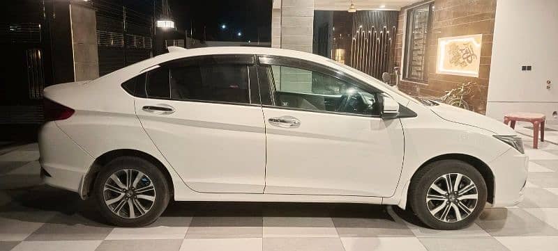 Honda City Aspire 2023 4